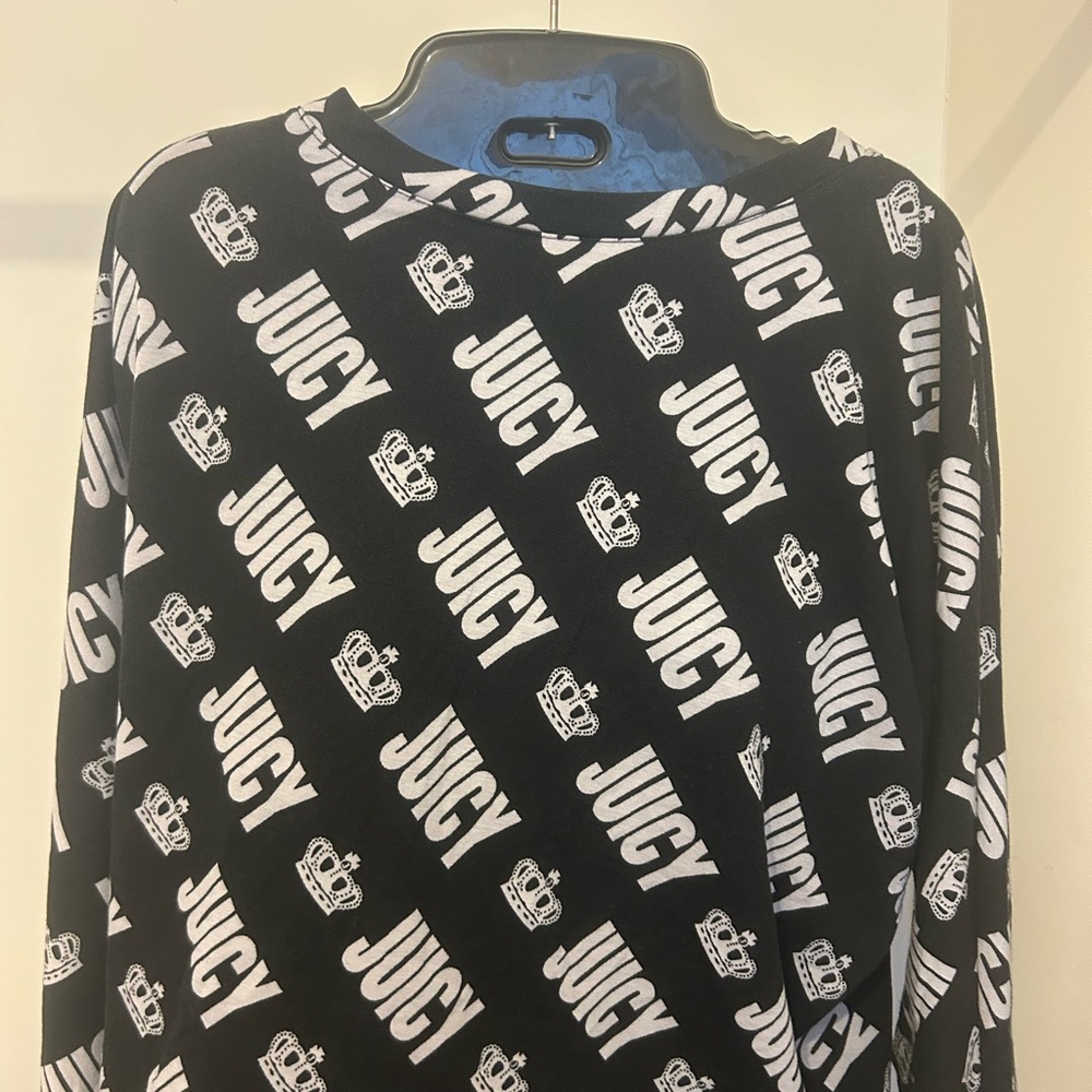 Juicy Couture Black and White Logo Sweatshirt - Picture 2 of 12